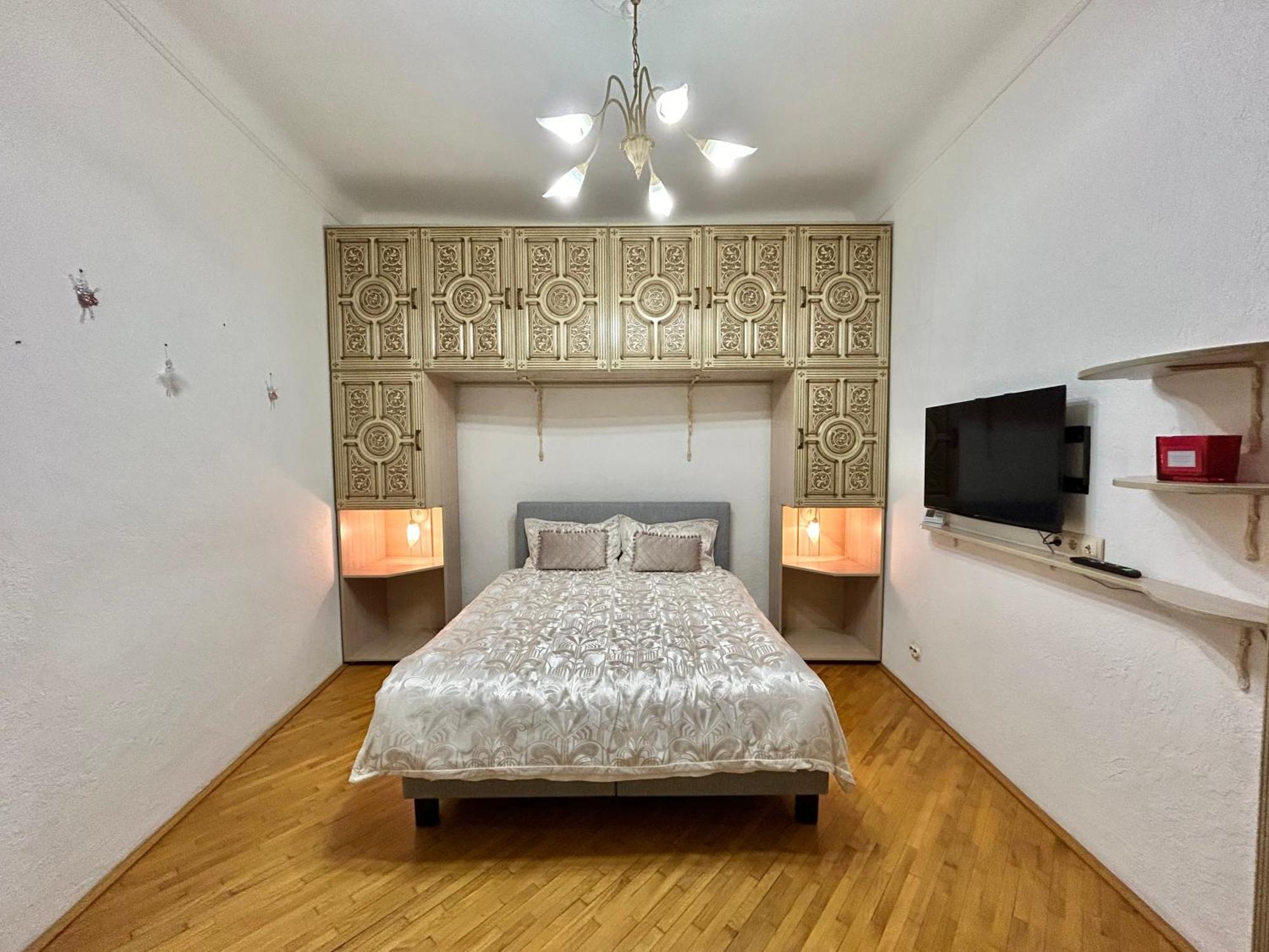Apartments On Sholom Aleichem Та Ще Варіант Поруч إلفيف المظهر الخارجي الصورة