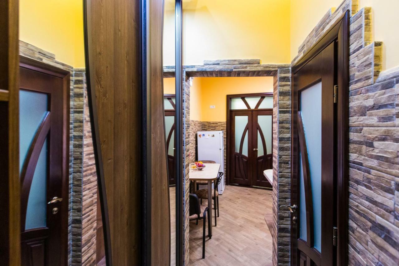 Apartments On Sholom Aleichem Та Ще Варіант Поруч إلفيف المظهر الخارجي الصورة