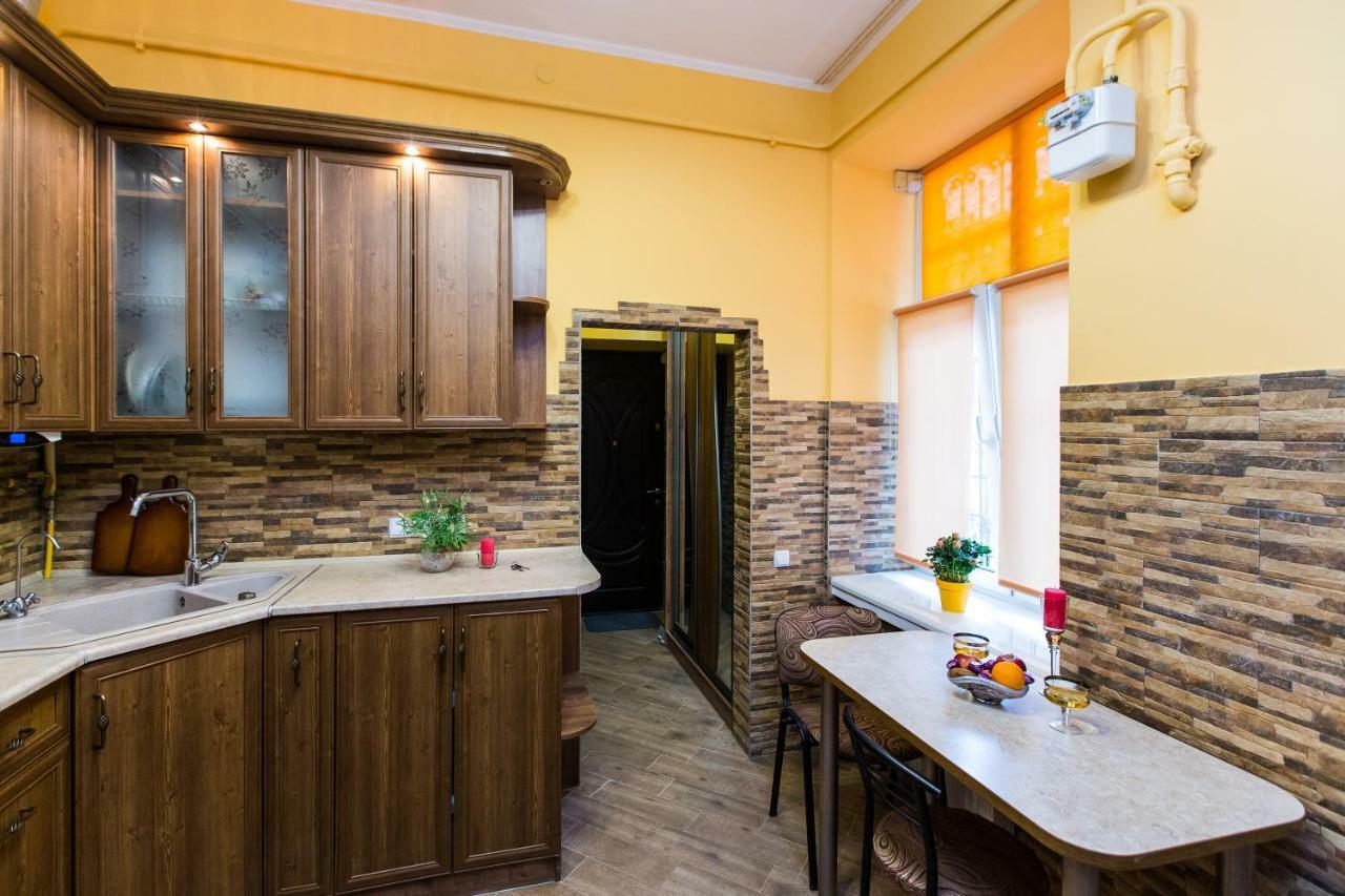 Apartments On Sholom Aleichem Та Ще Варіант Поруч إلفيف المظهر الخارجي الصورة