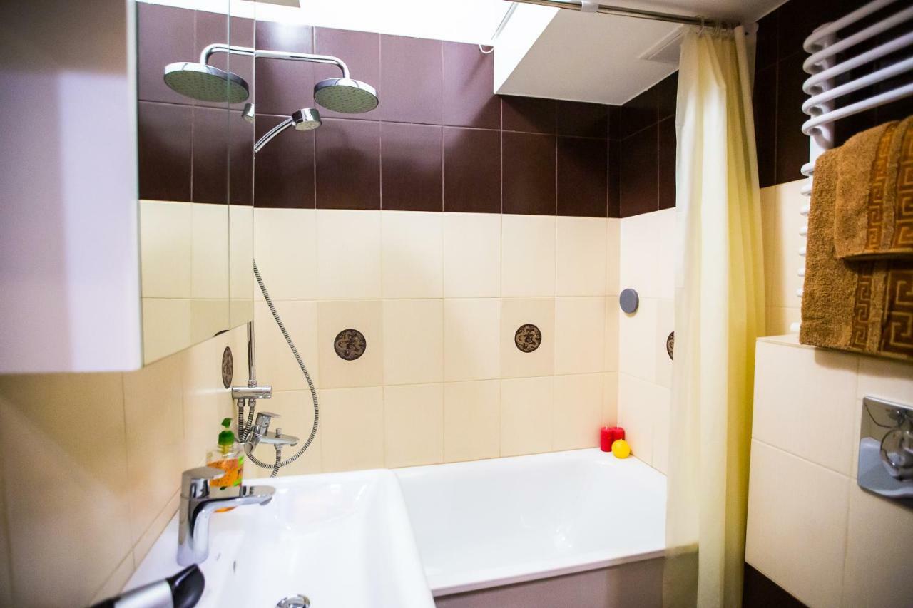 Apartments On Sholom Aleichem Та Ще Варіант Поруч إلفيف المظهر الخارجي الصورة