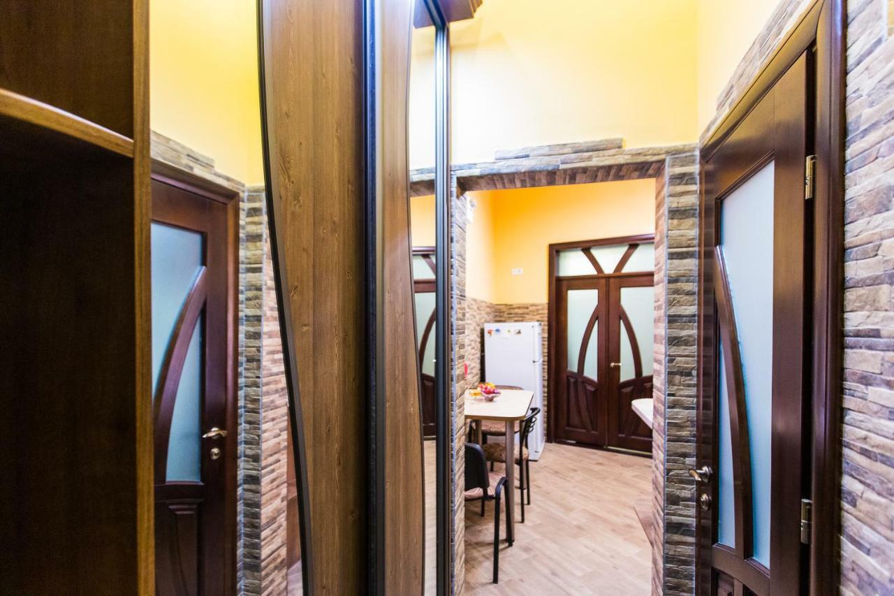 Apartments On Sholom Aleichem Та Ще Варіант Поруч إلفيف المظهر الخارجي الصورة